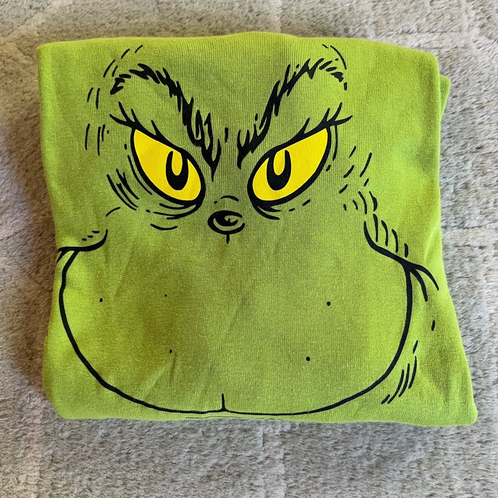 Hanna Andersson Dr. Seuss Grinch PJ Top - Picture 3 of 12